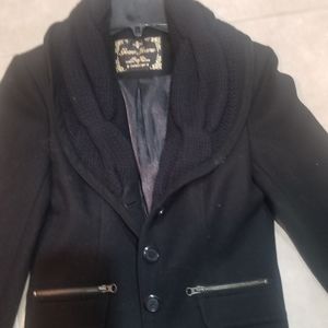 Womans Guess Coat/Blazer